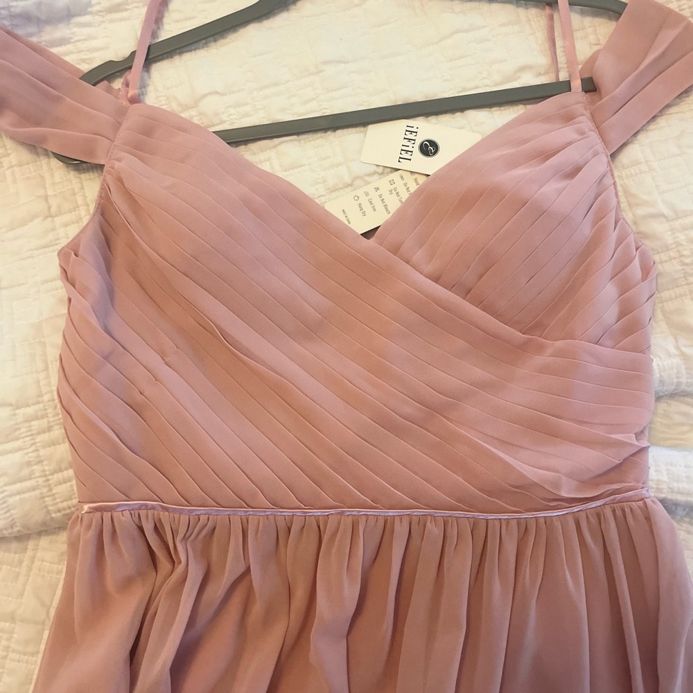 Blush Pink Pleated Chiffon Spaghetti Strap Dress